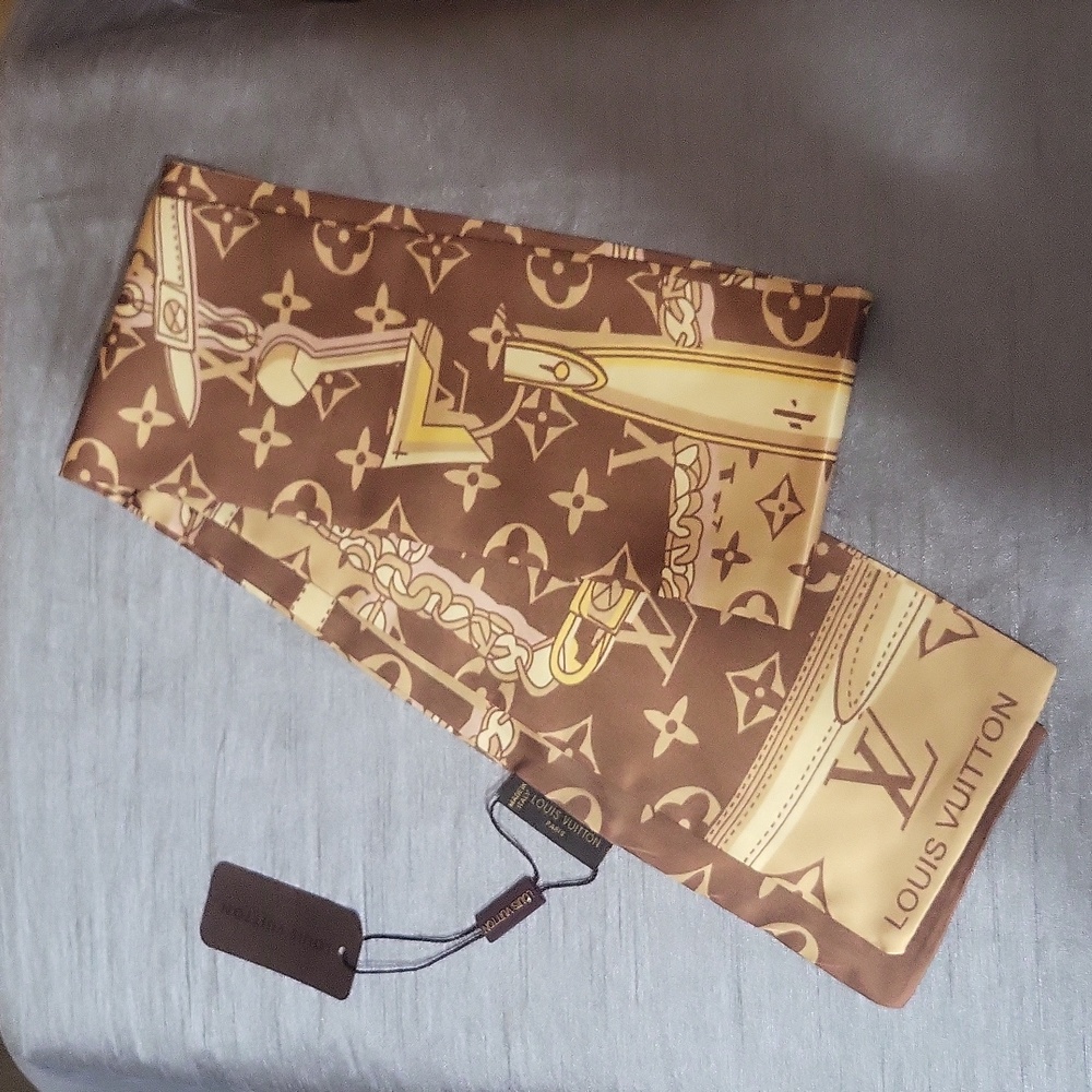 NWT Inspired Silk Scarf